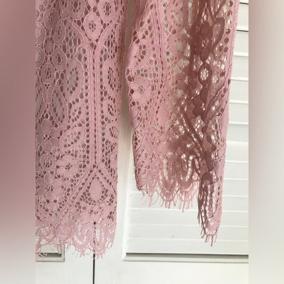 Adrianna Papell pink lace 3/4 sleeve top - Picture 2 of 5